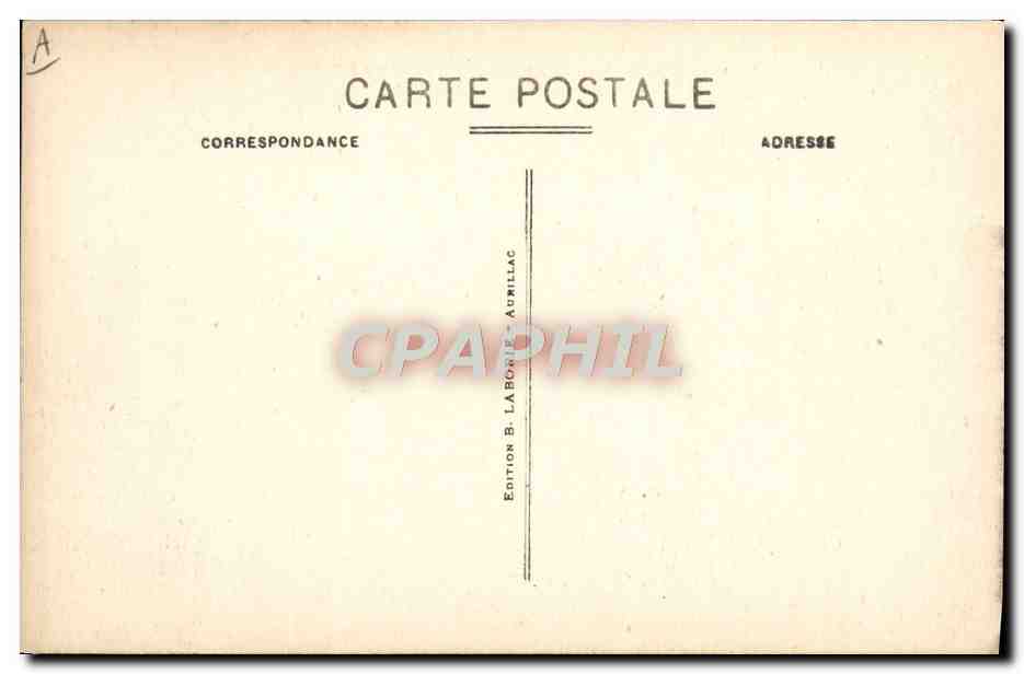 CPA Folklore Auvergne La traite des vaches  — Verso