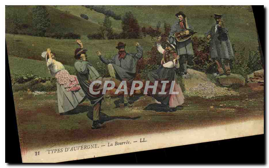 CPA Folklore Auvergne la bourre