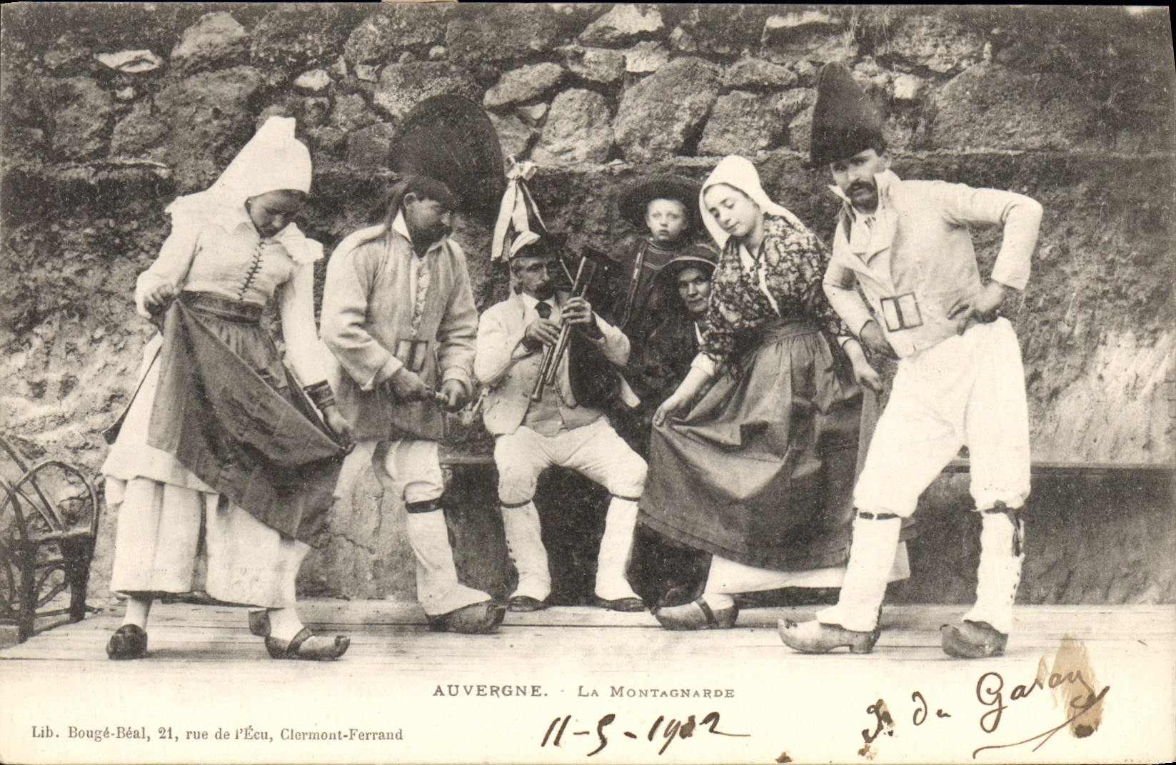 CPA Folklore Auvergne La Montagnarde 