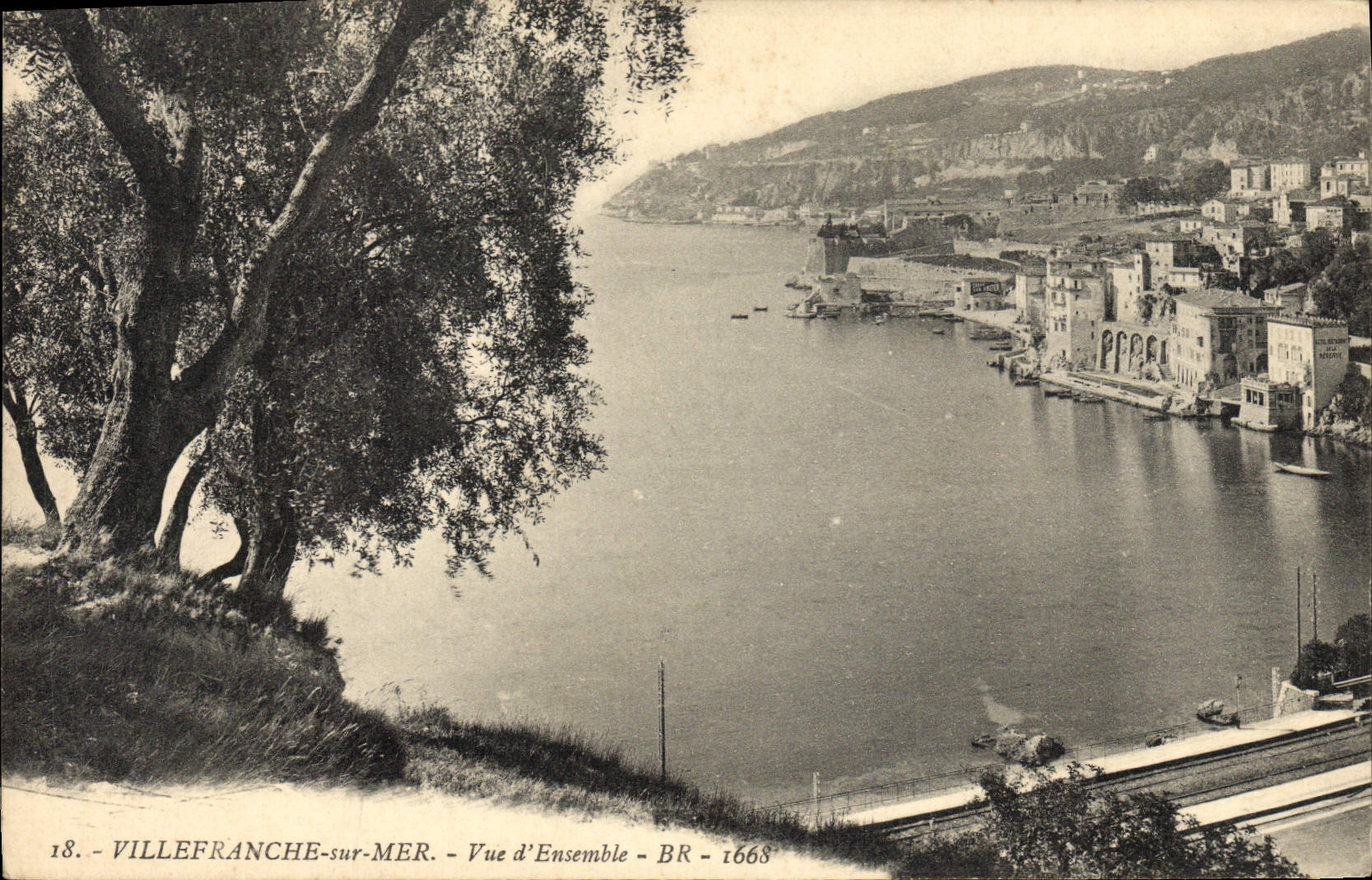 CPA Villefranche sur mer Vue d'ensemble 