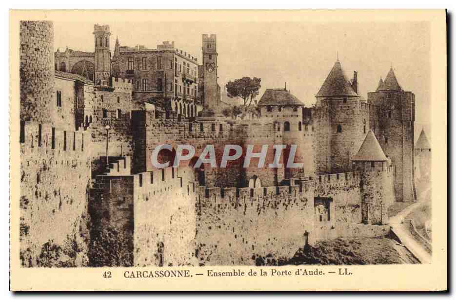 CPA Carcassonne Ensemble De La Porte D'Aude