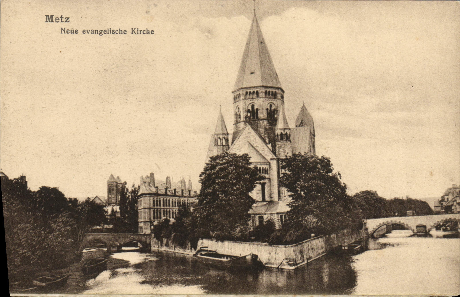 CPA Religion prostestante Metz Neue evagelische Kirche 