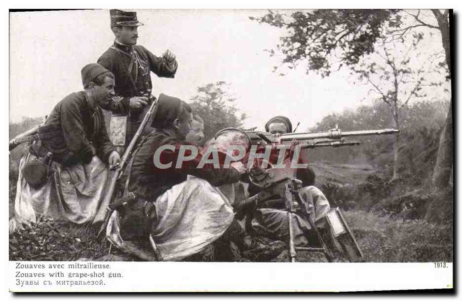 CPA Militaria Zouaves avec mitrailleuse