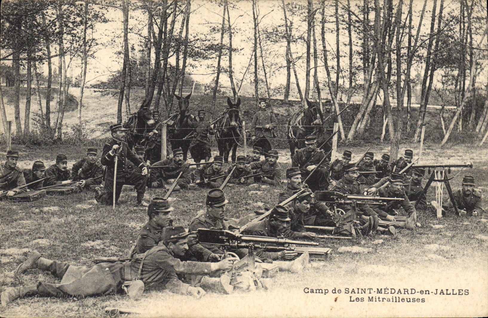 Camp de SAINT-MÉDARD-en-JALLES — Les Mitraillleuses — éditeur inconnu
