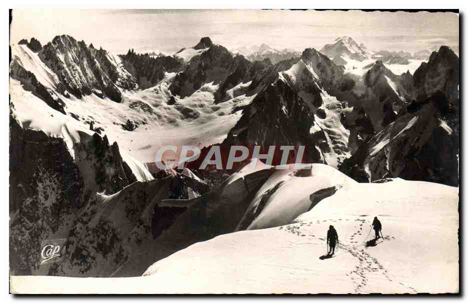 CPM Chamonix Mont Blanc L'Aigquille du Midi Grand Combin 