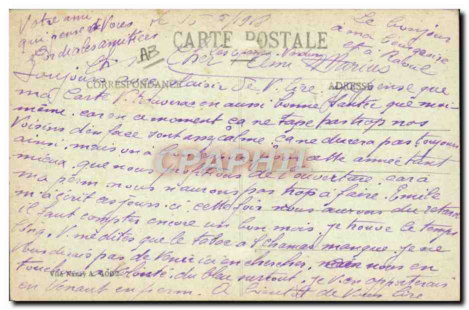 Au bord de la tranchée — Poilu cherchant ses poux — Stienne Polycarpe, édit. Commercy — Verso