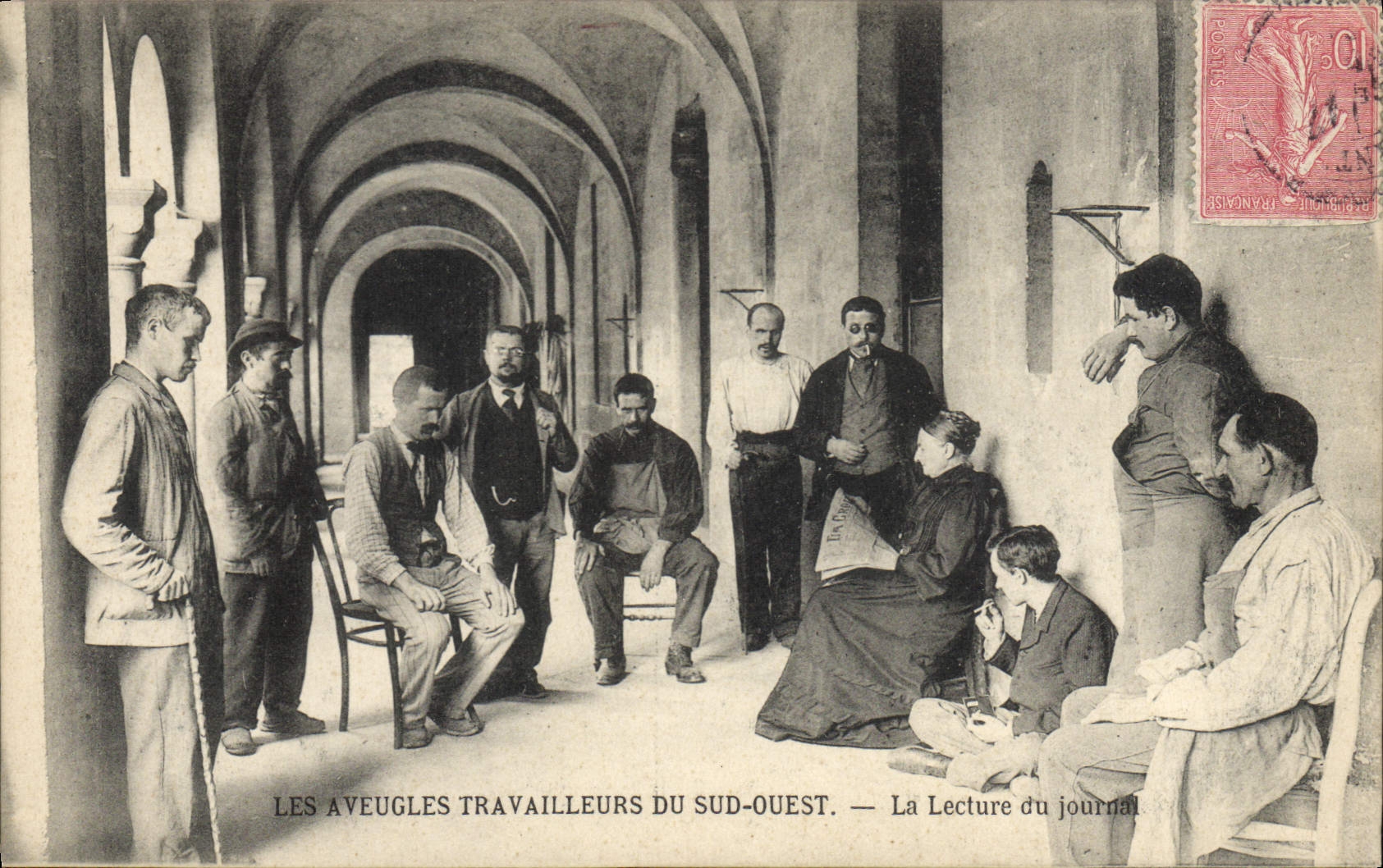 Les Aveugles Travailleurs du Sud-Ouest — La Lecture du journal — Phototypie C. Chambon, Bordeaux