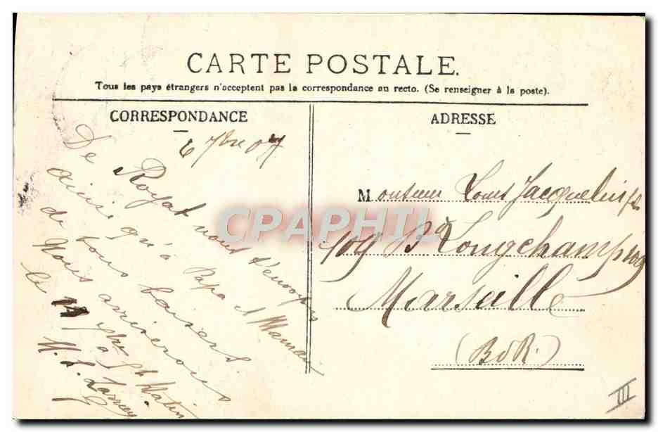 CPA Folklore Costume de Riom — Verso