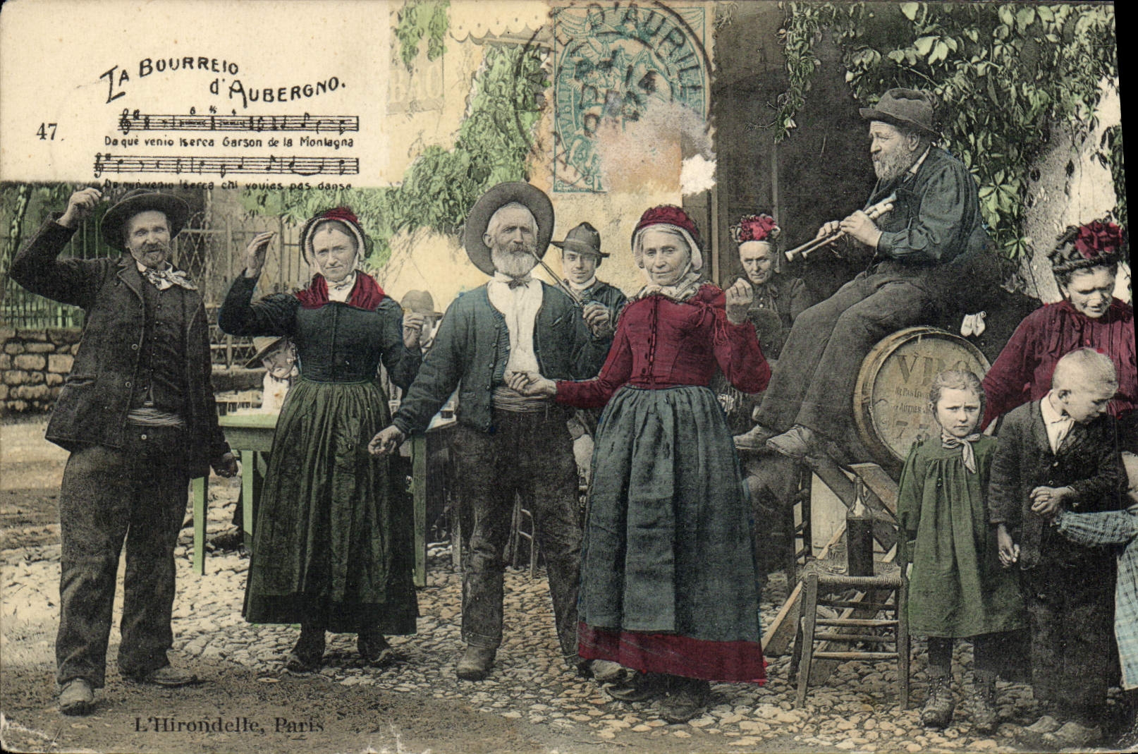 CPA Folklore La bourree d'Auvergne