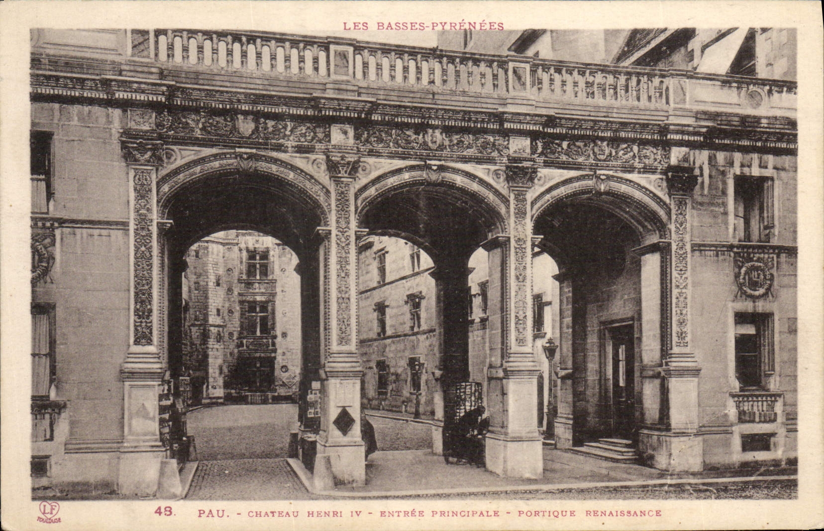 Pau - Château Henri IV - Entrée principale - Portique Renaissance