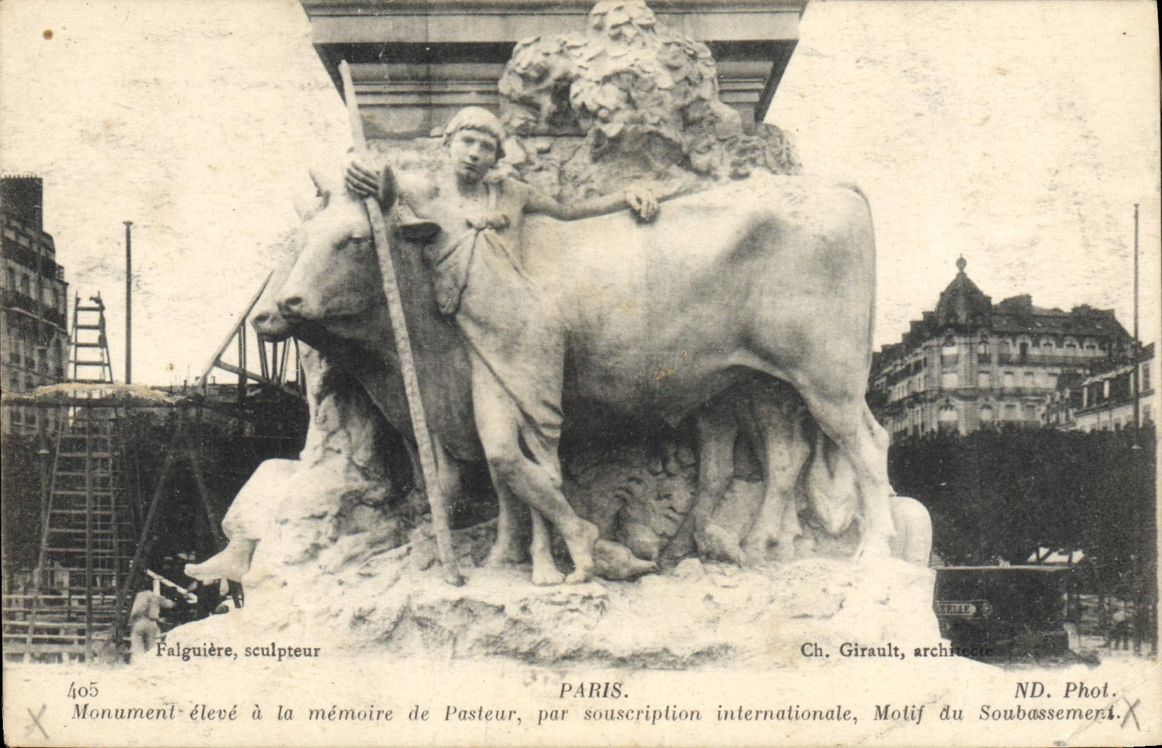CPA Paris Monument eleve a la memoire de Pasteur