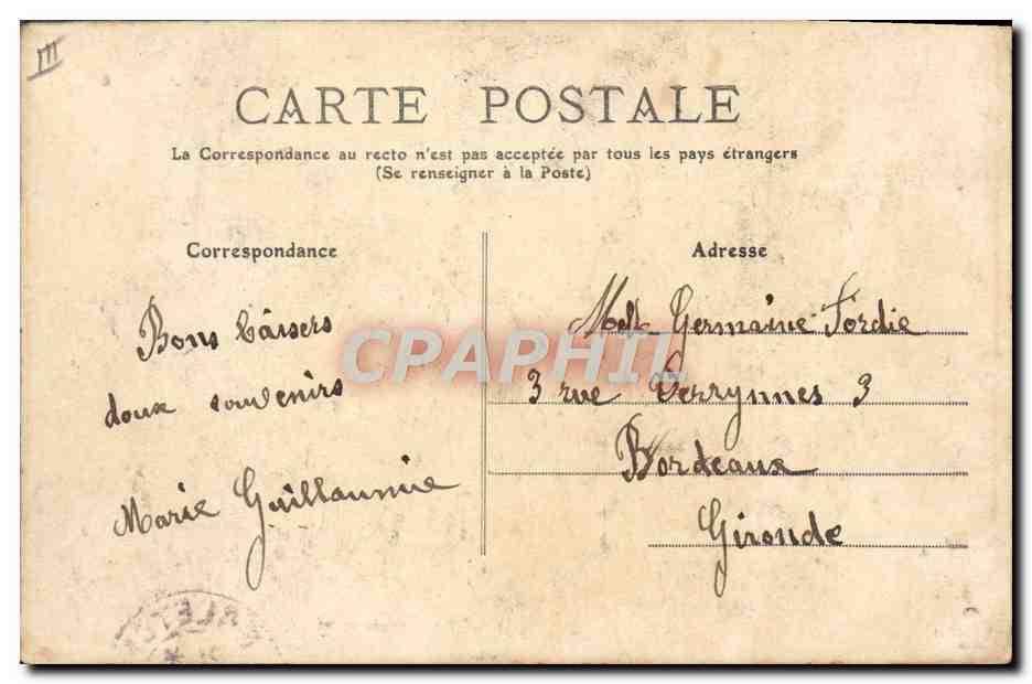 CPA Folklore Auvergne La bourree Croisement — Verso