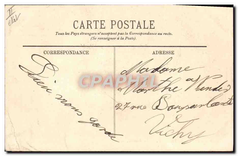 CPA Folklore Auvergne La bourree — Verso