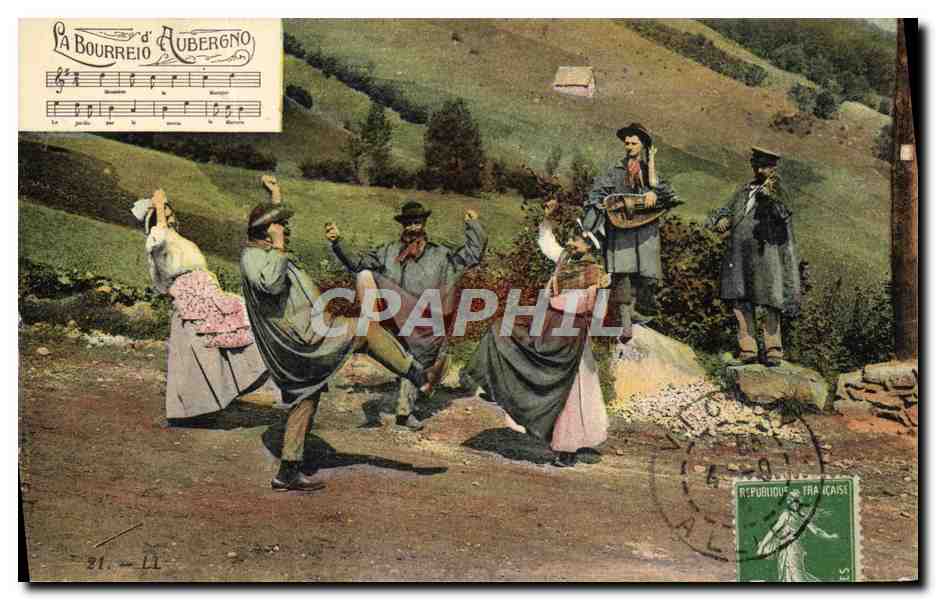 CPA Folklore Auvergne La bourree