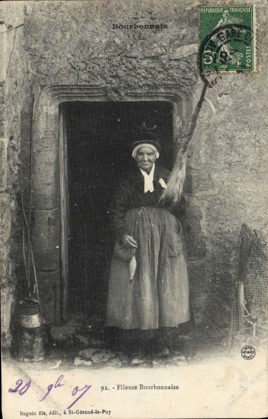 CPA Folklore Fileuse Bourbonnaise Bourbonnais 