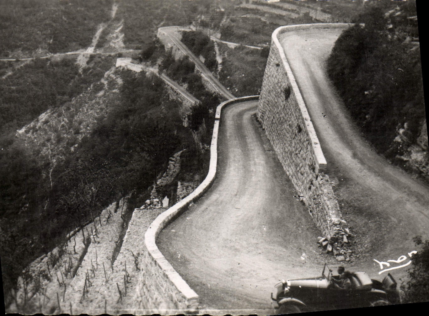 CPM Sospel La Route de Moulinet Automobile