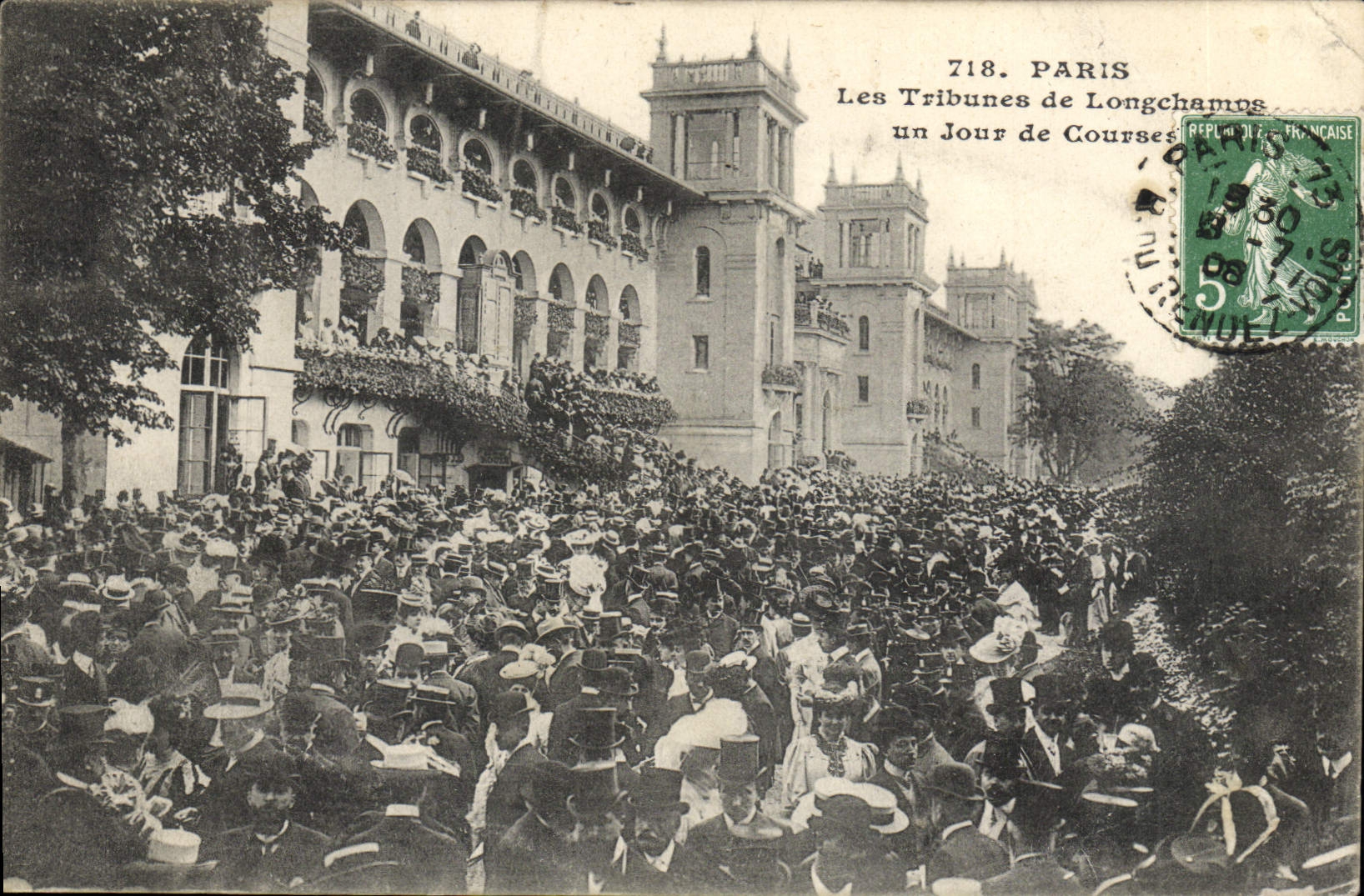 Les Tribunes de Longchamp — un Jour de Courses — Paris, n°718, éditeur Répli Jeune Française