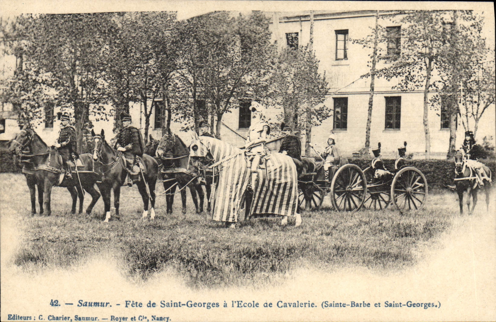 Saumur — Fête de Saint-Georges à l'École de Cavalerie — Éditeurs C. Charier, Saumur — Royer et Cie, Nancy