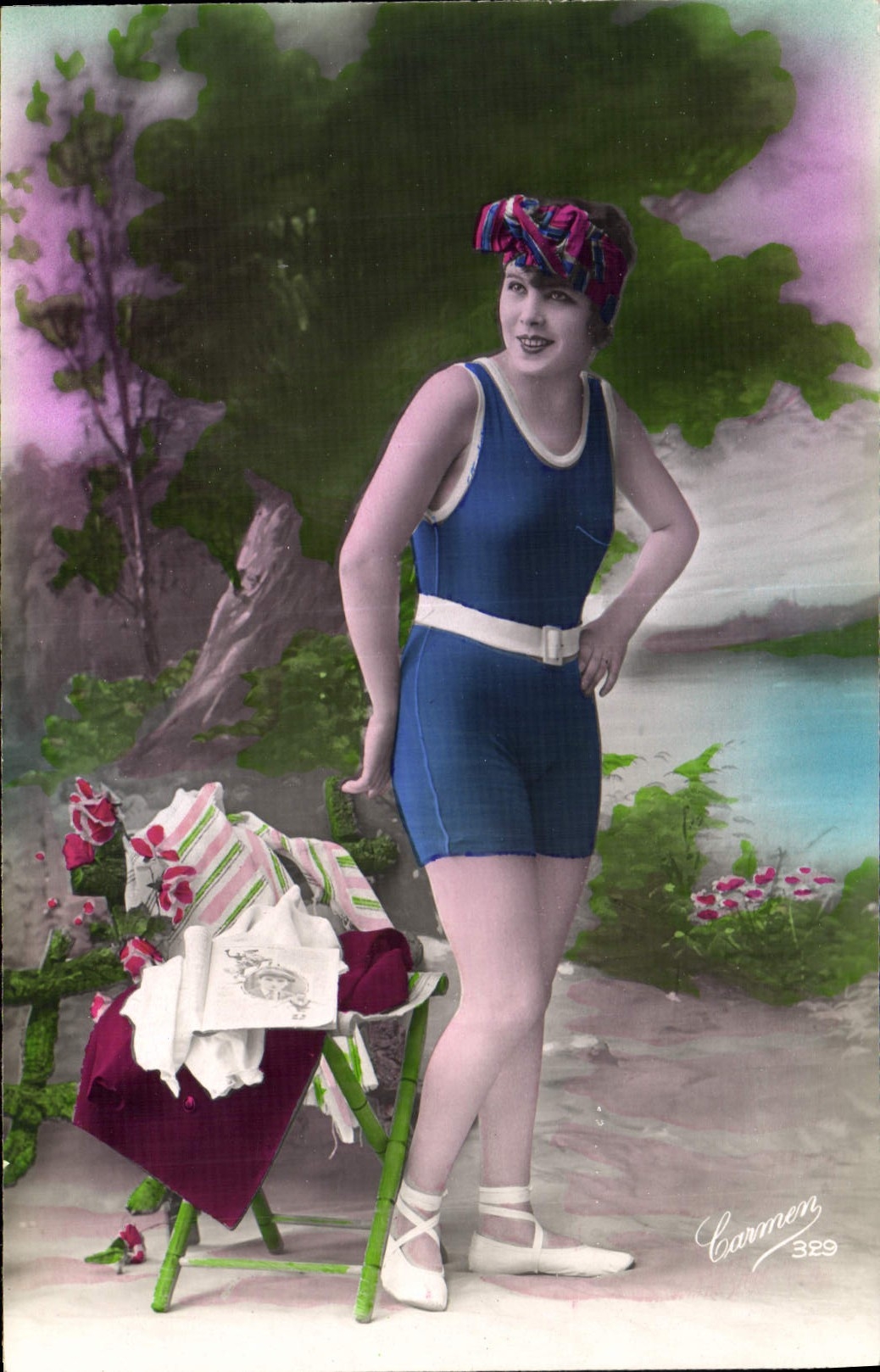 CPA Maillots de bains Femme 