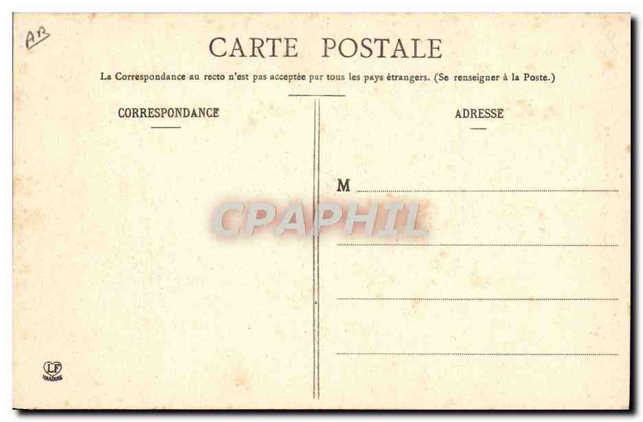 CPA Folklore Pyrenees Ariegeoises Jeune femme de Bethmale — Verso