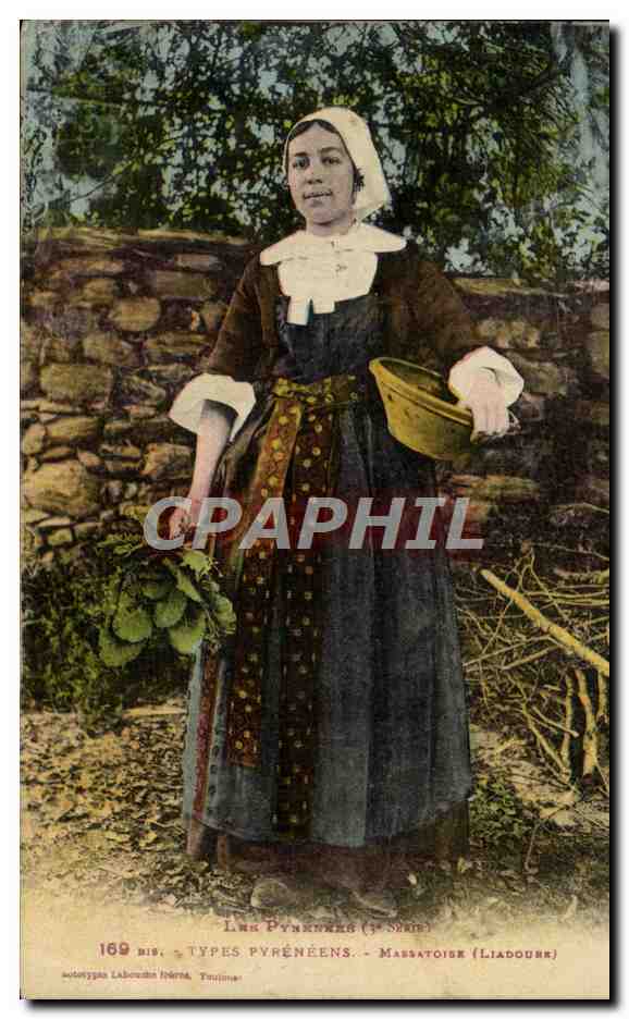 CPA Folklore Pyrenees Massatoise Liadoure 