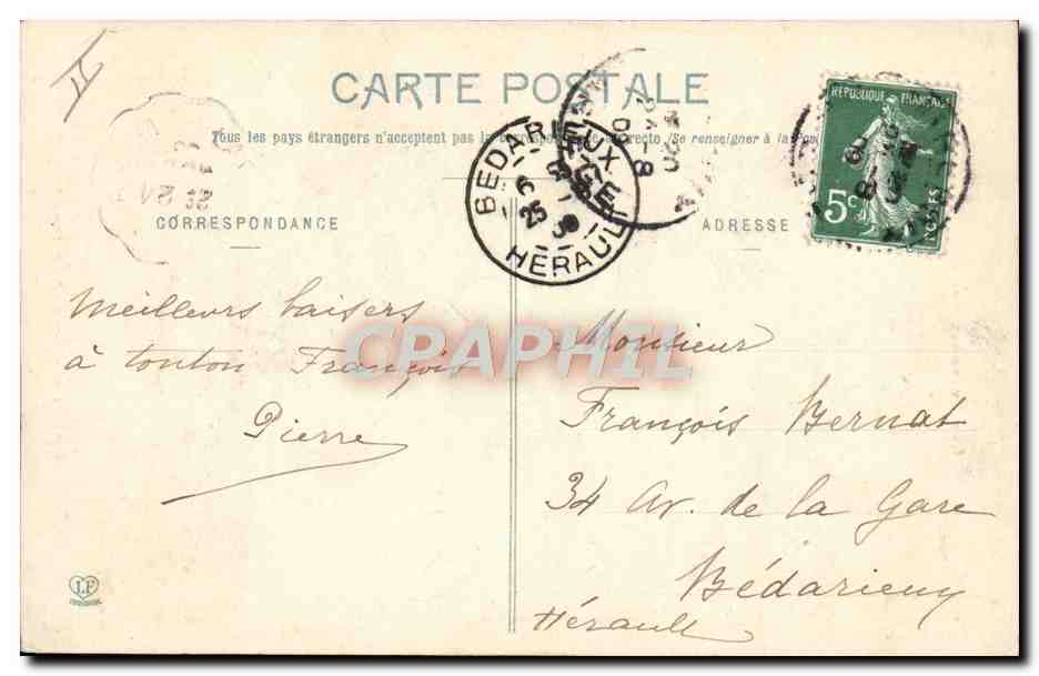 CPA Folklore Pyrenees Ariegeoises Jeune femme de Bethmale  — Verso