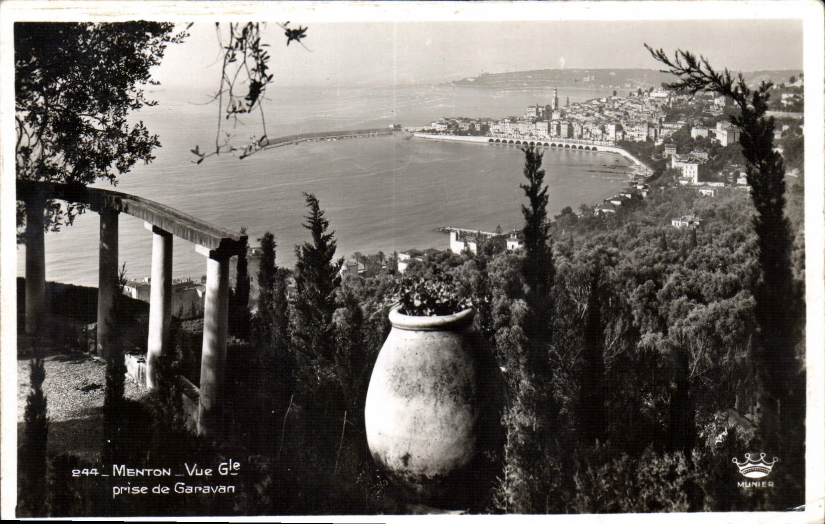 CPA Menton Vue Prise de Garavan