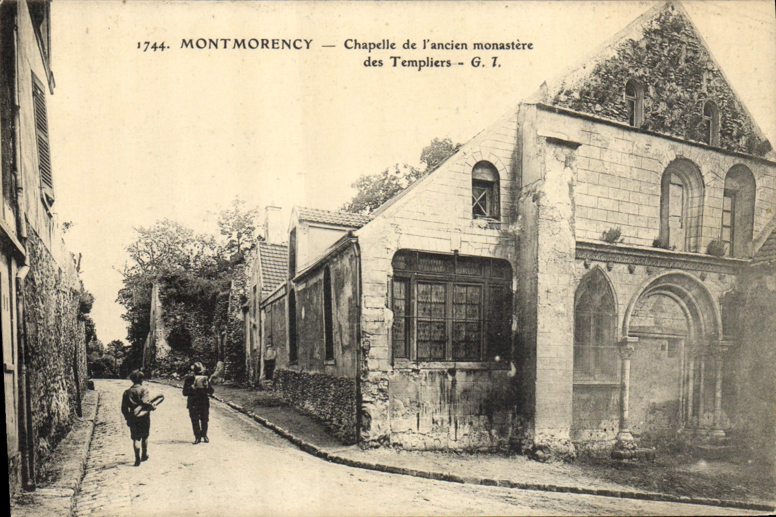 CPA Montmorency Chapelle de l'ancien Monastere des templiers 