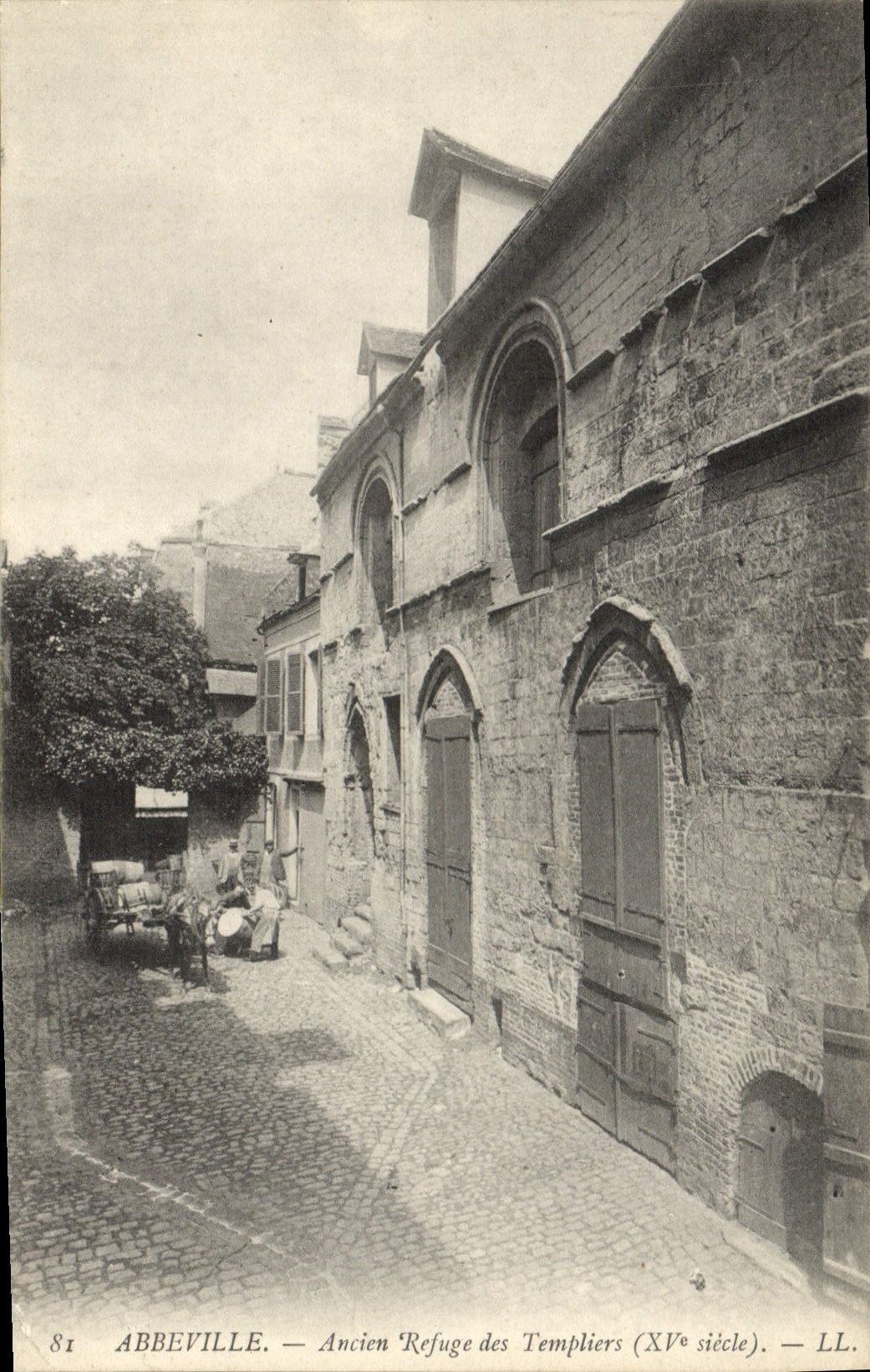 CPA Abbeville Ancien Refuge des Templiers 