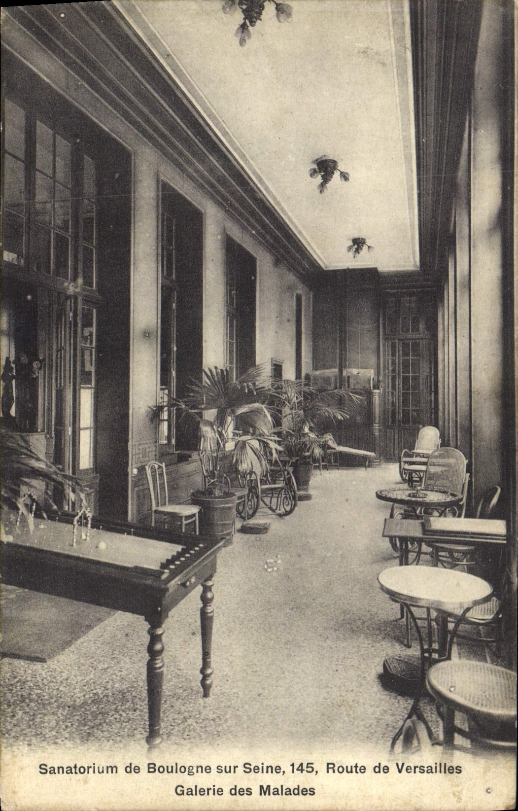 Sanatorium de Boulogne sur Seine — Galerie des Malades — éditeur A. Bricot & Frères