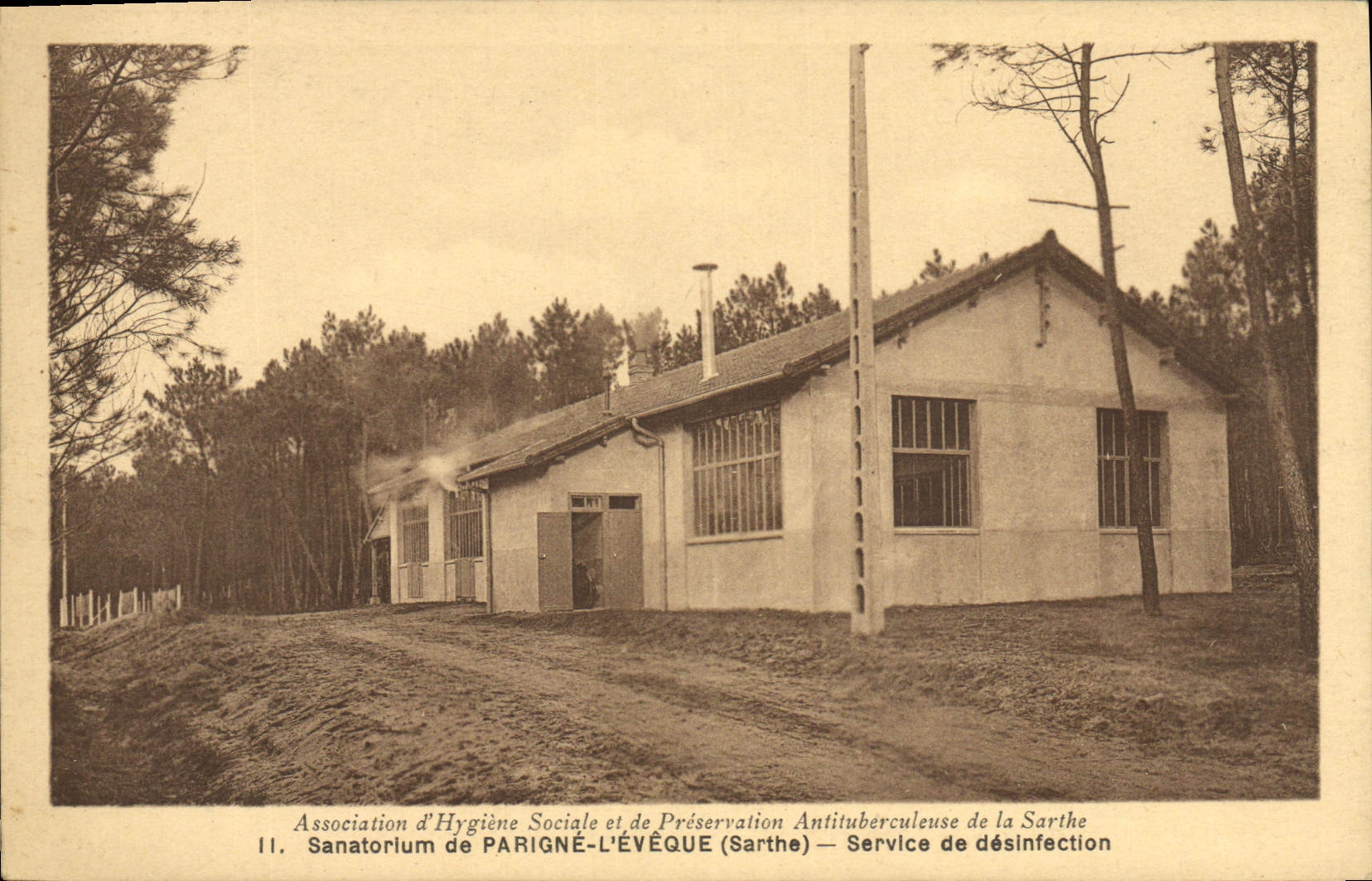 Sanatorium de Parigné-l'Évêque (Sarthe) — Service de désinfection — Association d'Hygiène Sociale et de Préservation Antituberculeuse de la Sarthe