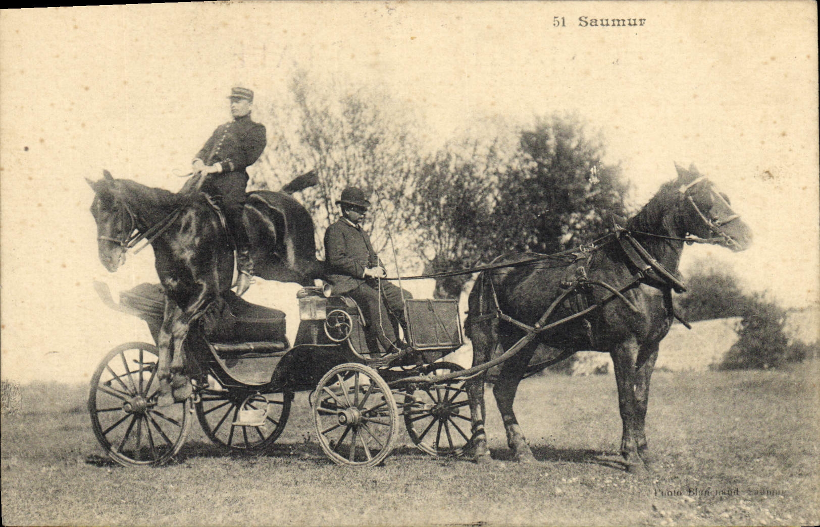 CPA Cheval Equitation Hippisme Saumur Equipage