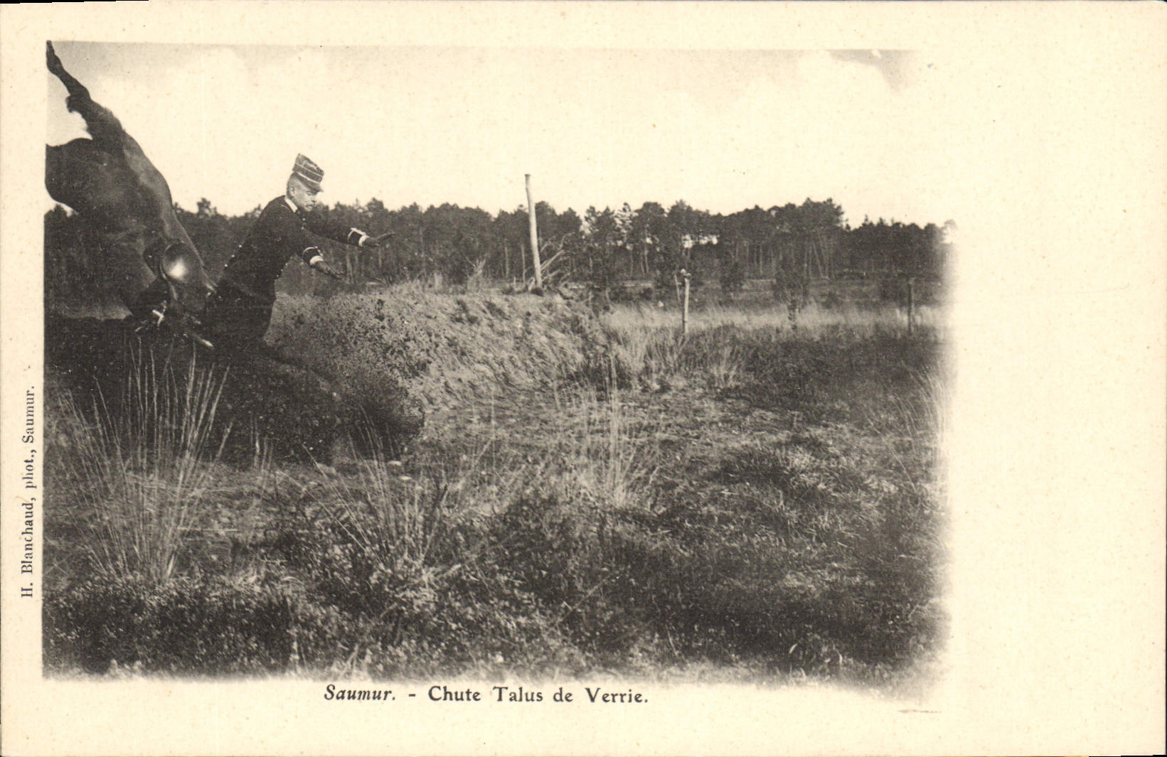 Saumur - Chute Talus de Verrie — H. Blanchaud, phot. Saumur