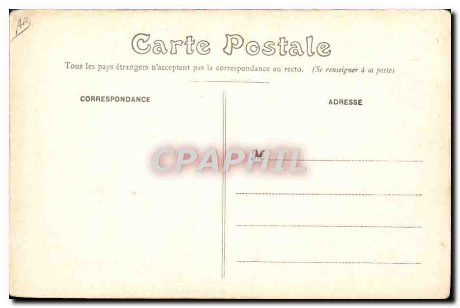 Saumur (M.-et-L.) — Dressage à pied du sauteur en liberté — Courbette — Fr. Vocklcker, phot. Saumur, déposé — Reverso