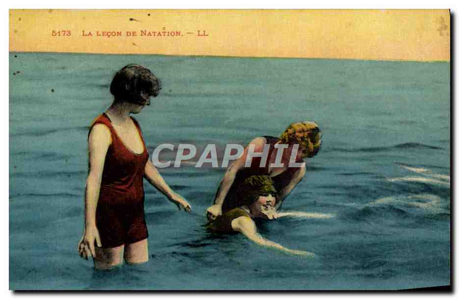 CPA Maillots de bains Femme La lecon de natation