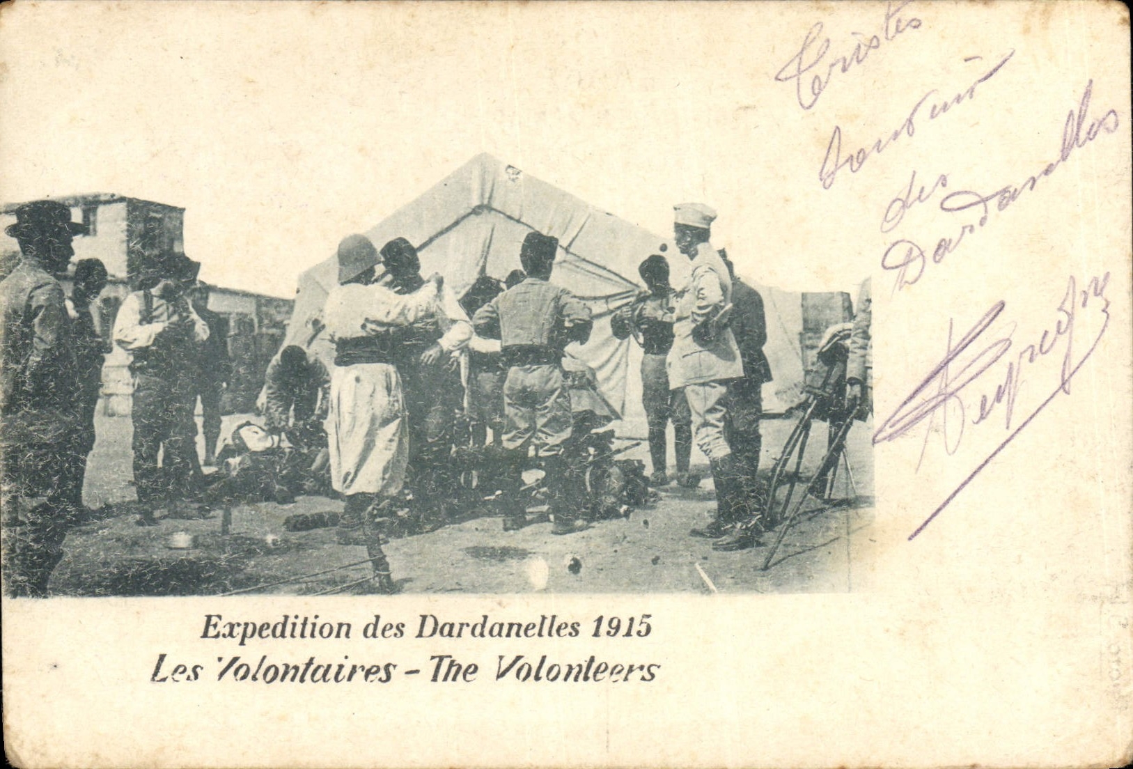CPA Militaria Expedition des Dardanelles 1915 Les volontaires