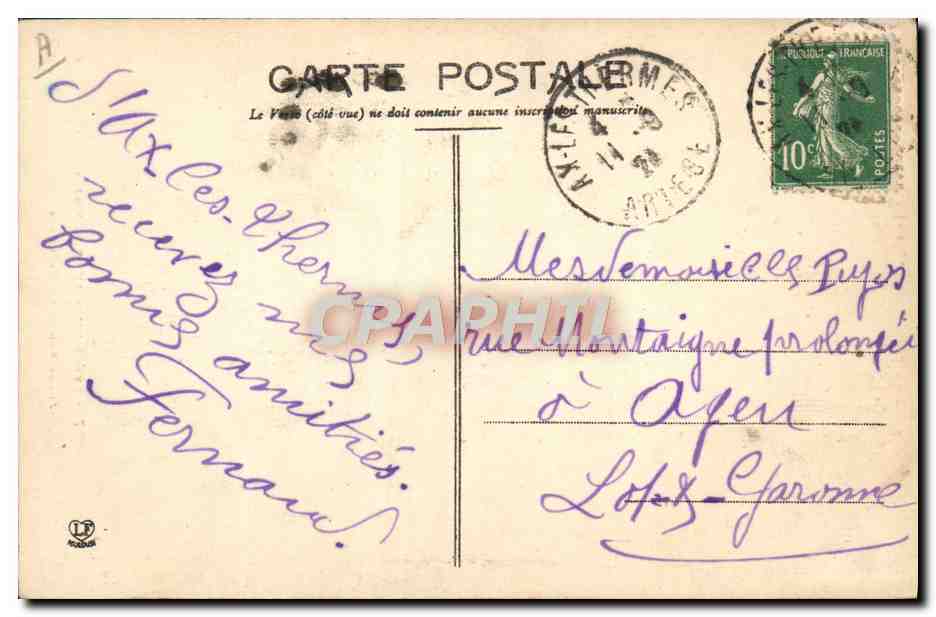 CPA Folklore Types de Saint Gironnais Jeune femme de Bethmale Pyrenees — Verso