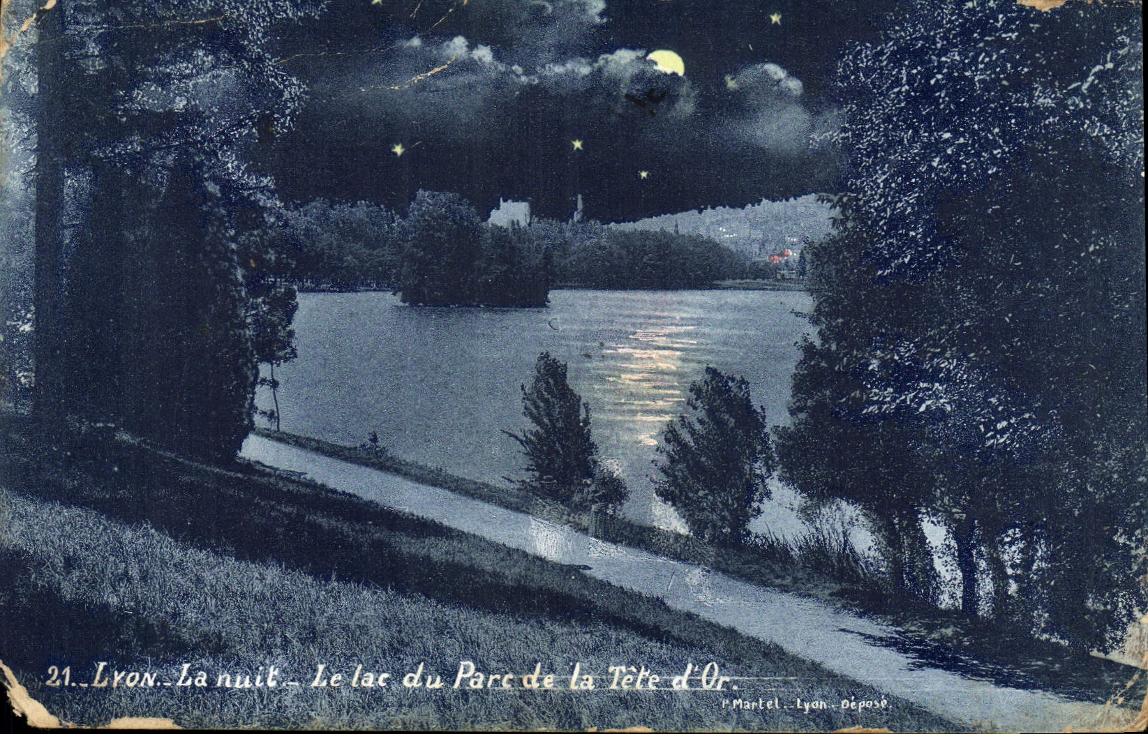 Lyon - La nuit - Le lac du Parc de la Tête d'Or — P. Martel - Lyon - Déposé