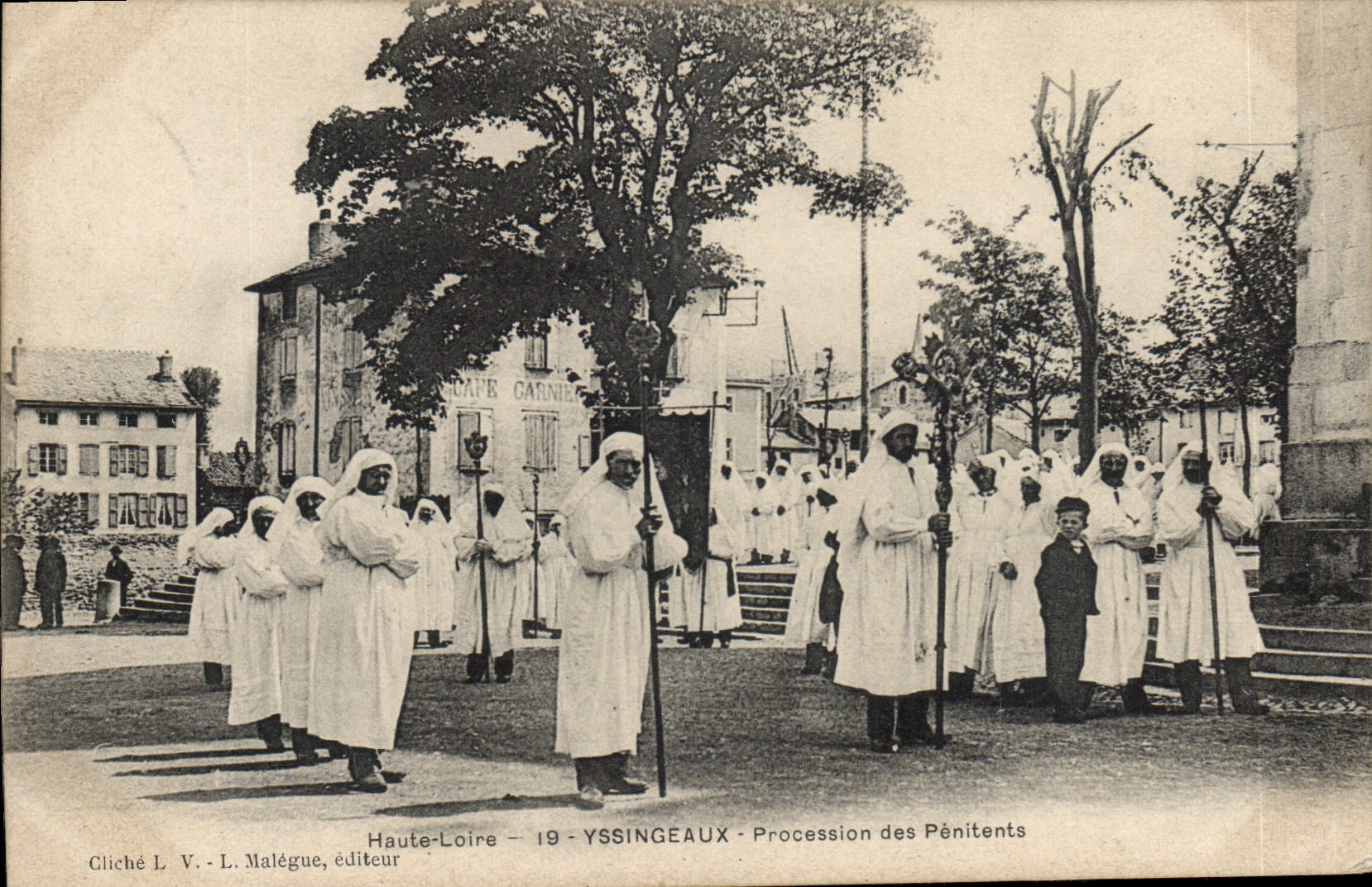 CPA Haute Loire Yssingeaux Procession Des Penitents TOP