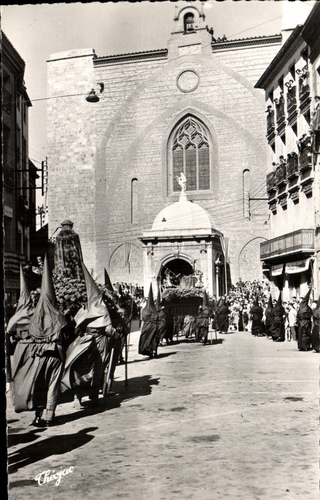 CPM Perpignan Semaine sainte en Roussillon La procession de la Sanch Le cortege des Mysteris 