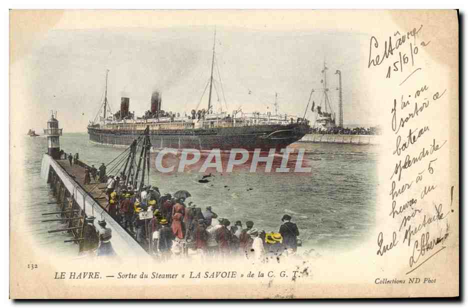 CPA Bateau Paquebot Le Havre Sortie du steamer La Savoie de la CGT