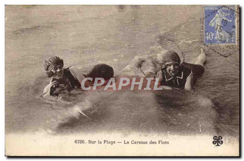 CPA Maillots de bains Femmes la caresse des flots 