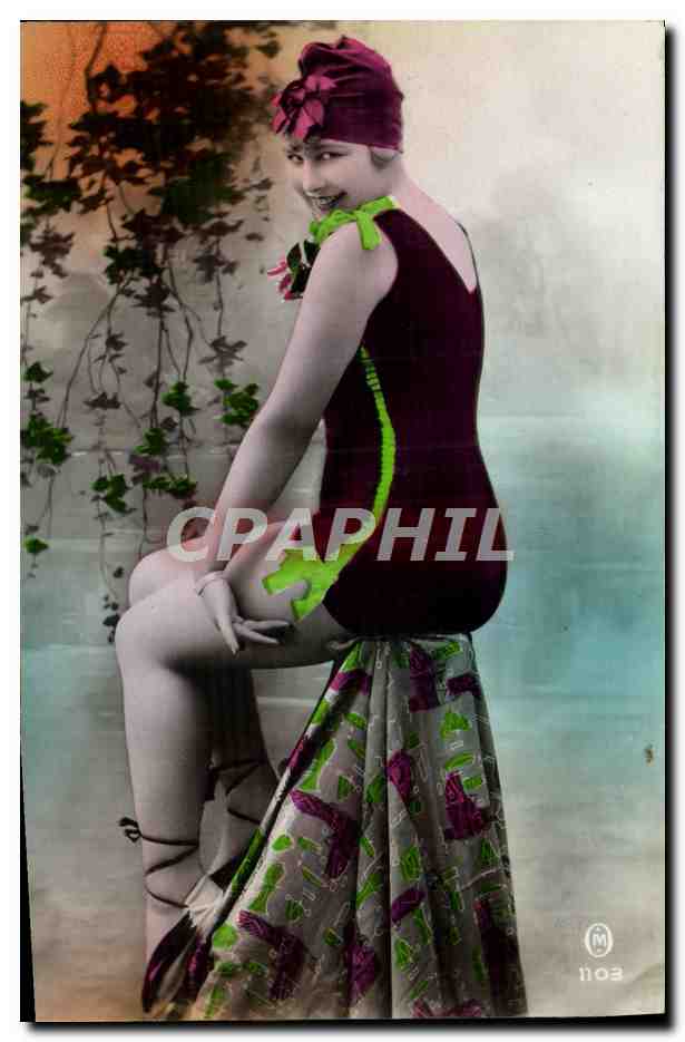 CPA Maillots de bains Femme 
