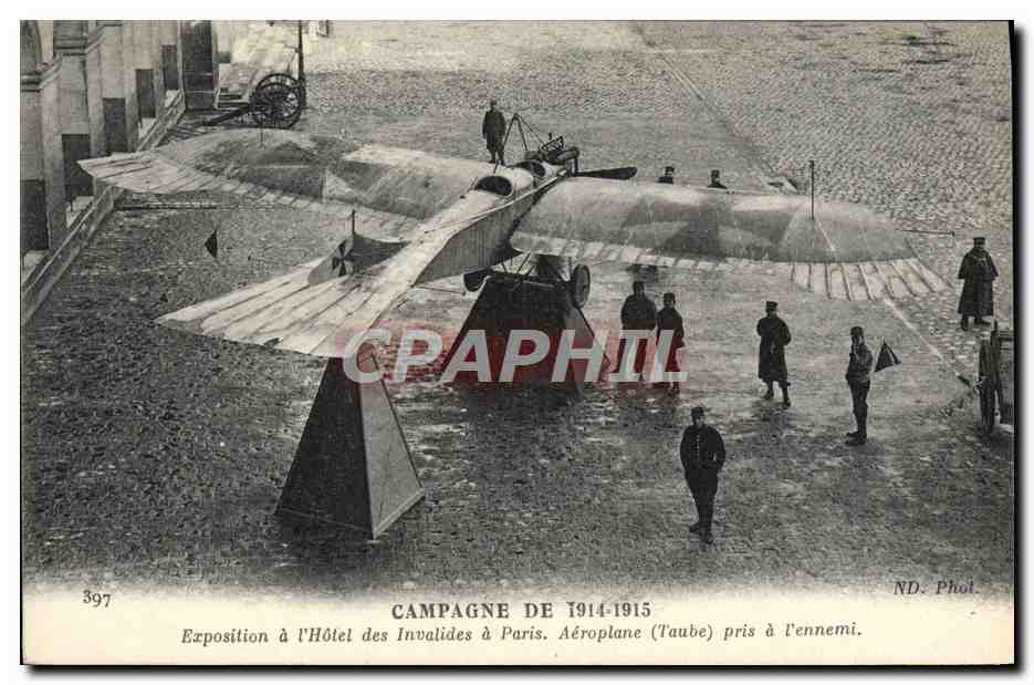 Expositie aan het Hôtel des Invalides in Parijs — Campagne 1914-1915 — ND. Fot.