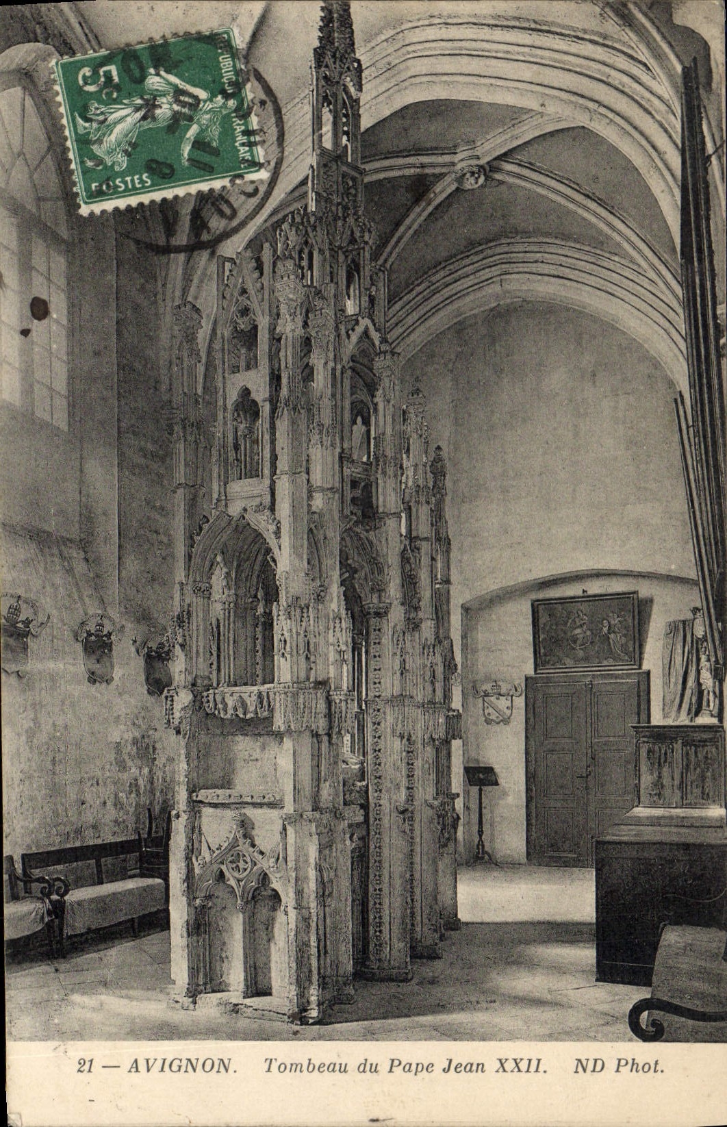 CPA Avignon Tombeau Du Pape Jean XXII