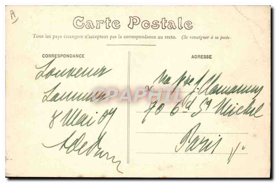 CPA Cheval Hippisme Saumur Sauteur en liberte Courbette — Verso