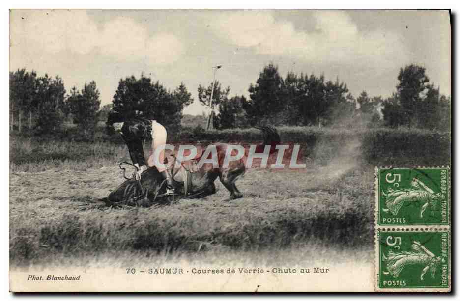CPA Cheval Hippisme Saumur Courses de Verrie Chute au mur 