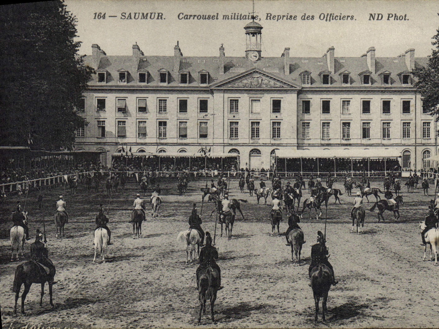 Saumur — Carrousel militaire, Reprise des Officiers — ND Phot.
