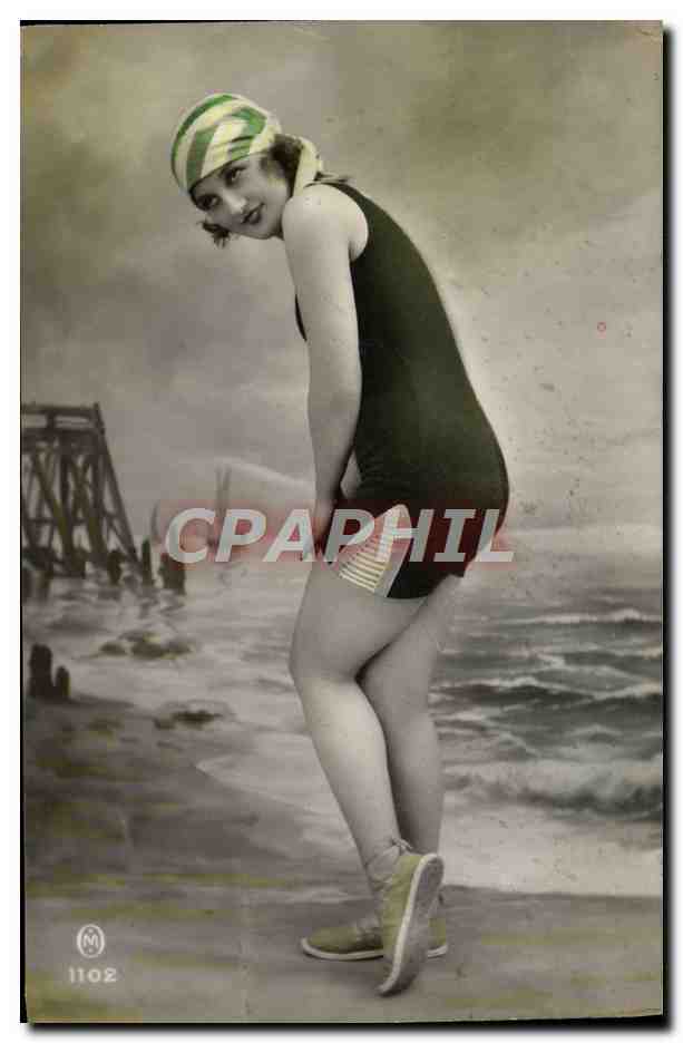 CPA Femme Maillot de Bains 