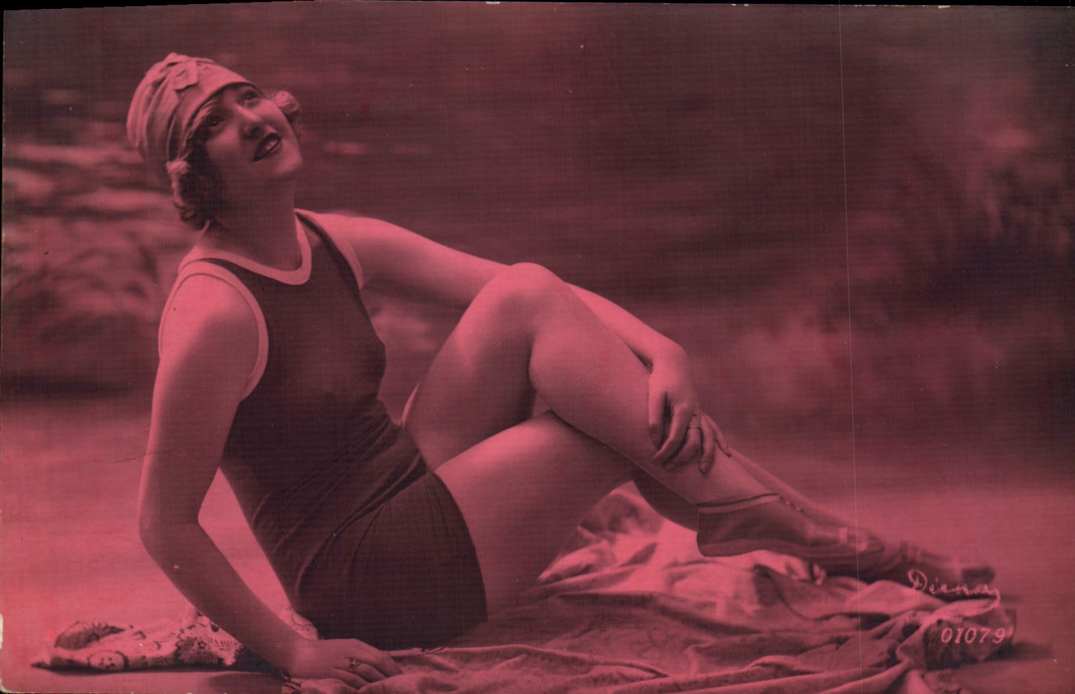 CPA Femme Maillot de Bains 